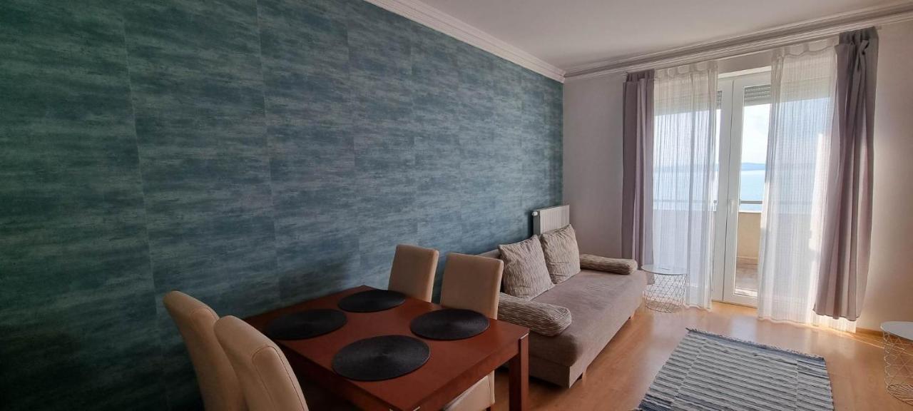 'Good Feelings' Aparthotel Siofok Exterior photo